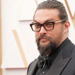 O Jason Momoa πάει Χαβάη για το Apple TV