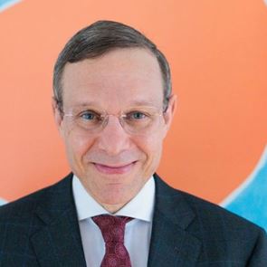 Avi Loeb, ο επιστήμονας από το Harvard που αναζητά εξωγήινους