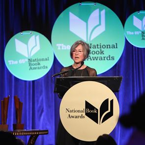 Louise Gluck: Το αουτσάιντερ που κέρδισε το Νόμπελ Λογοτεχνίας 2020