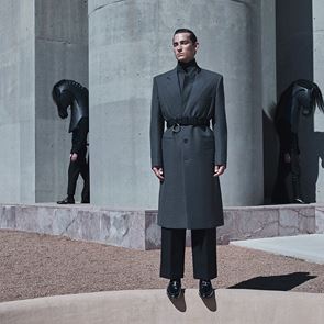 Metaphysica, η νέα καμπάνια KALOGIROU θα σε πάει παντού