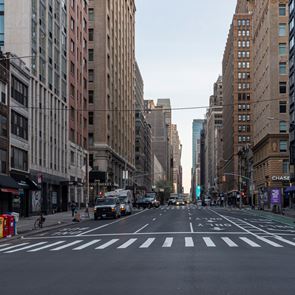 14η Ιουνιου, η ημέρα χωρίς νεκρούς από &lt;em>κορονοϊό&lt;/em> στις ΗΠΑ