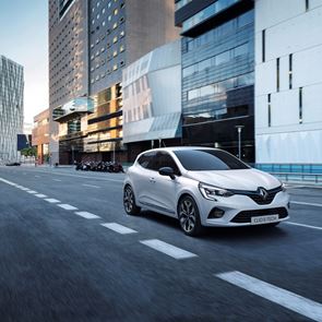 Το νέο Renault Clio Hybrid προσφέρει μέγιστη οικονομία και ασύγκριτη οδηγική απόλαυση