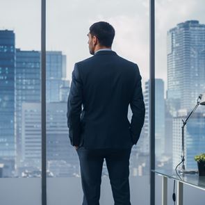 Τζακ Ζαμπακίδης, ο Ελληνοκύπριος που μπήκε στην ευρωπαϊκή λίστα του Forbes με τους &quot;30 κάτω των 30