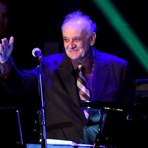 Πέθανε ο κορυφαίος κινηματογραφικός συνθέτης Αngelo Badalamenti