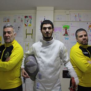 Ο Μάριος Γιακουμάτος παίρνει το ξίφος του και βλέπει Ολυμπιάδα