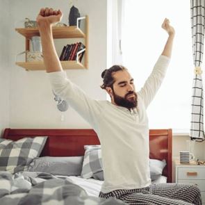 Μάθε βήμα-βήμα πώς θα βελτιώσεις τη διάθεσή σου το πρωί