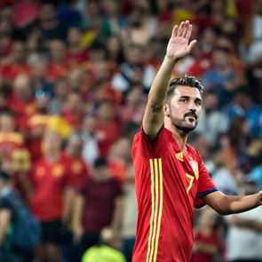 O David Villa κρεμά τα παπούτσια