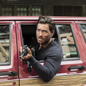 8 σειρές του Netflix για τις οποίες θα μιλούν όλοι τους επόμενους μήνες