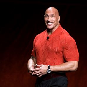 Πώς ο Dwayne Johnson τα προλαβαίνει όλα
