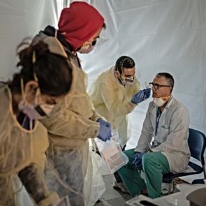 Η ψυχική υγεία των υγειονομικών μας αφορά όλους