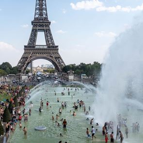 Φωτογραφίες από τον πρωτόγνωρο Ευρωπαϊκό καύσωνα