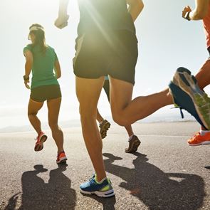 Ιαπωνικό περπάτημα: Τι είναι και γιατί καίει λίπος τόσο γρήγορα