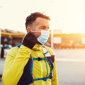 1.707 νέα κρούσματα &lt;em>κορονοϊού&lt;/em> με μόλις 14.074 τεστ