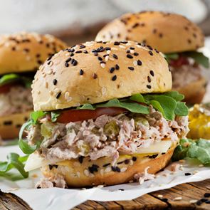 Burger με τόνο κονσέρβας, γιατί όχι