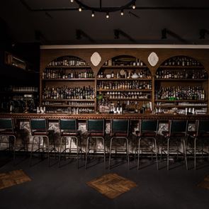 The Clumsies και Baba Au Rum (ξανά) στα καλύτερα &lt;em>μπαρ&lt;/em> του κόσμου