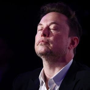 Τώρα ο Elon Musk υπόσχεται όραση σε τυφλά άτομα