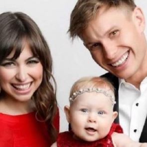 Πώς είναι να είσαι παντρεμένος με τη διάσημη πορνοστάρ Riley Reid