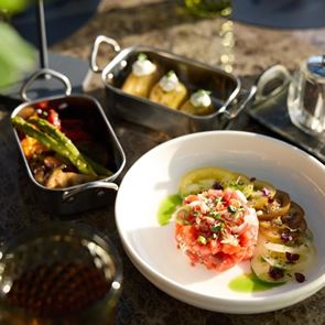 Valentine&#39;s Day στα Divani Collection Hotels | Μία divine εμπειρία αποκλειστικά για δύο