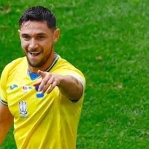 Ο θηριώδης Roman Yaremchuk στον Ολυμπιακό