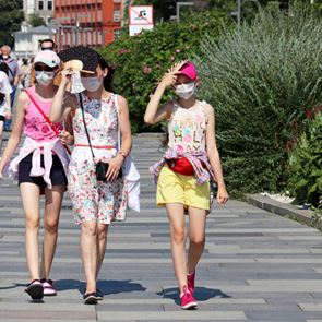 Κορονοϊός: 2.794 κρούσματα, 6 θάνατοι και 132 διασωληνωμένοι