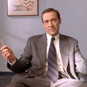 Στο ντοκιμαντέρ Spacey Unmasked θα δούμε την άνοδο και την πτώση του Kevin Spacey