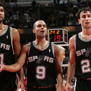 Οι Spurs απέσυραν τη φανέλα του κορυφαίου Manu Ginobili
