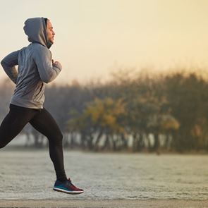 20 λεπτά άσκησης αρκούν για να μην κινδυνεύεις από την καθιστική ζωή