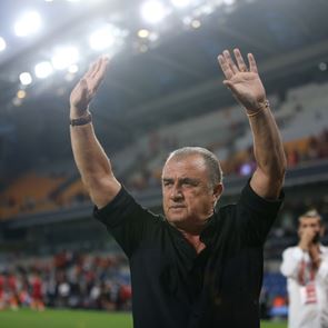 Το &#39;χρυσό&#39; συμβόλαιο του Fatih Terim στον ΠΑΟ και το οικονομικό σκάνδαλο στην Τουρκία