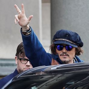 Η &#39;βασιλική&#39; επιστροφή του Johnny Depp στον κινηματογράφο