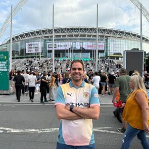 Ένας Έλληνας είδε τους Oasis στο Wembley και μας περιγράφει την εμπειρία του - Άξιζε τελικά η αναμονή 16 χρόνων
