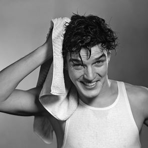 Η περιποίηση των &lt;em>μαλλιών&lt;/em> το φθινόπωρο