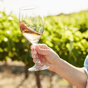 Δύο από τα καλύτερα ροζέ κρασιά του κόσμου για το 2022 είναι ελληνικά