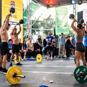 Crossfit Comradery: Η ελληνική ομάδα που έκλεψε τις εντυπώσεις στο Red Bull Gym Clash