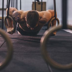 Οι under the radar ασκήσεις για ώμους, πυρήνα και γράμμωση