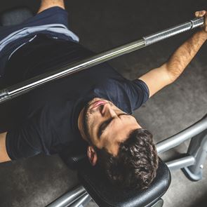 Πώς θα αποκτήσεις μεγάλους μυς όταν δεν σε βοηθά το σκαρί σου