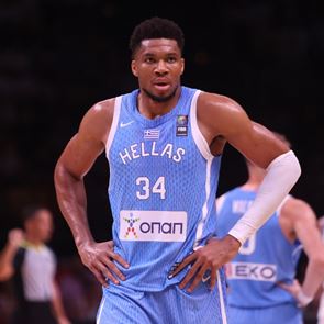 Η πρώτη αντίδραση του Γιάννη Αντετοκούνμπο στην είδηση ότι θα είναι σημαιοφόρος στους Ολυμπιακούς Αγώνες 2024