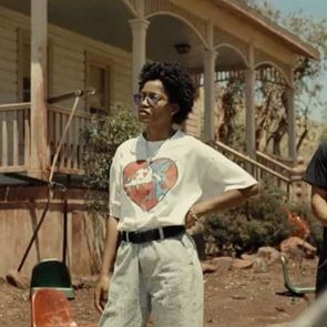 Όλοι μιλούν για τα &#39;90s T-shirts του Nope