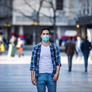 Κορονοϊός: 8.223 νέα κρούσματα