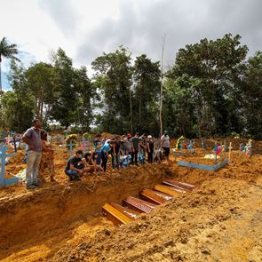 Στην Λατινική Αμερική, την καρδιά της πανδημίας