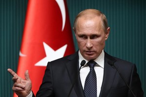 Από ό,τι φαίνεται, ο Vladimir Putin στο εξής θα κυκλοφορεί με αλεξίσφαιρο