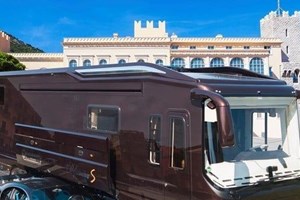 Μετατρέποντας ένα κοντέινερ σε πολυτελές σπίτι