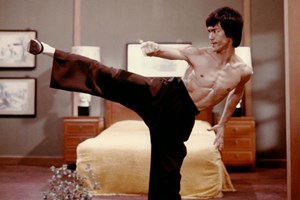 10 σοφές ατάκες από τον φιλοσοφημένο Bruce Lee