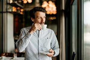 Γιατί τα Starbucks έδωσαν αποζημίωση 50 εκατ. σε πελάτη (video)