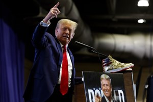 Τι ακριβώς συμβαίνει με την ασυλία του Donald Trump;
