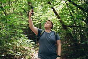 Αυτοί οι διάσημοι δεν χρησιμοποιούν smartphones