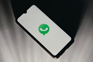 Πώς θα αλλάξεις το πράσινο χρώμα του WhatsApp