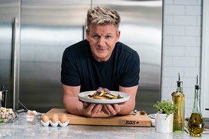 Για τον Gordon Ramsay το να είσαι μπαμπάς 6 παιδιών είναι σα να διευθύνεις εστιατόριο χωρίς να πηγαίνει κανείς σπίτι