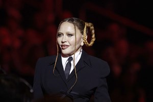 Jenny Shimizu: Η πρώην της Madonna λέει πως ένιωθε σαν 'πόρνη πολυτελείας'