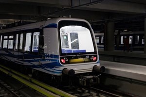 Κάποιος έβαλε Σώτη Βολάνη να παίζει στα ηχεία του Μετρό Θεσσαλονίκης