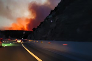 Βίντεο εθελοντή στην κατάσβεση στη Ρόδο 'δείχνει' εμπρησμό